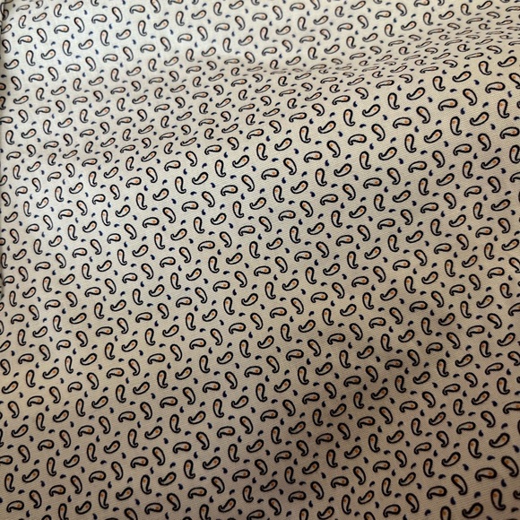 Bugatchi men’s comfort stretch button down in paisley print. Size 32/33 - Picture 4 of 4